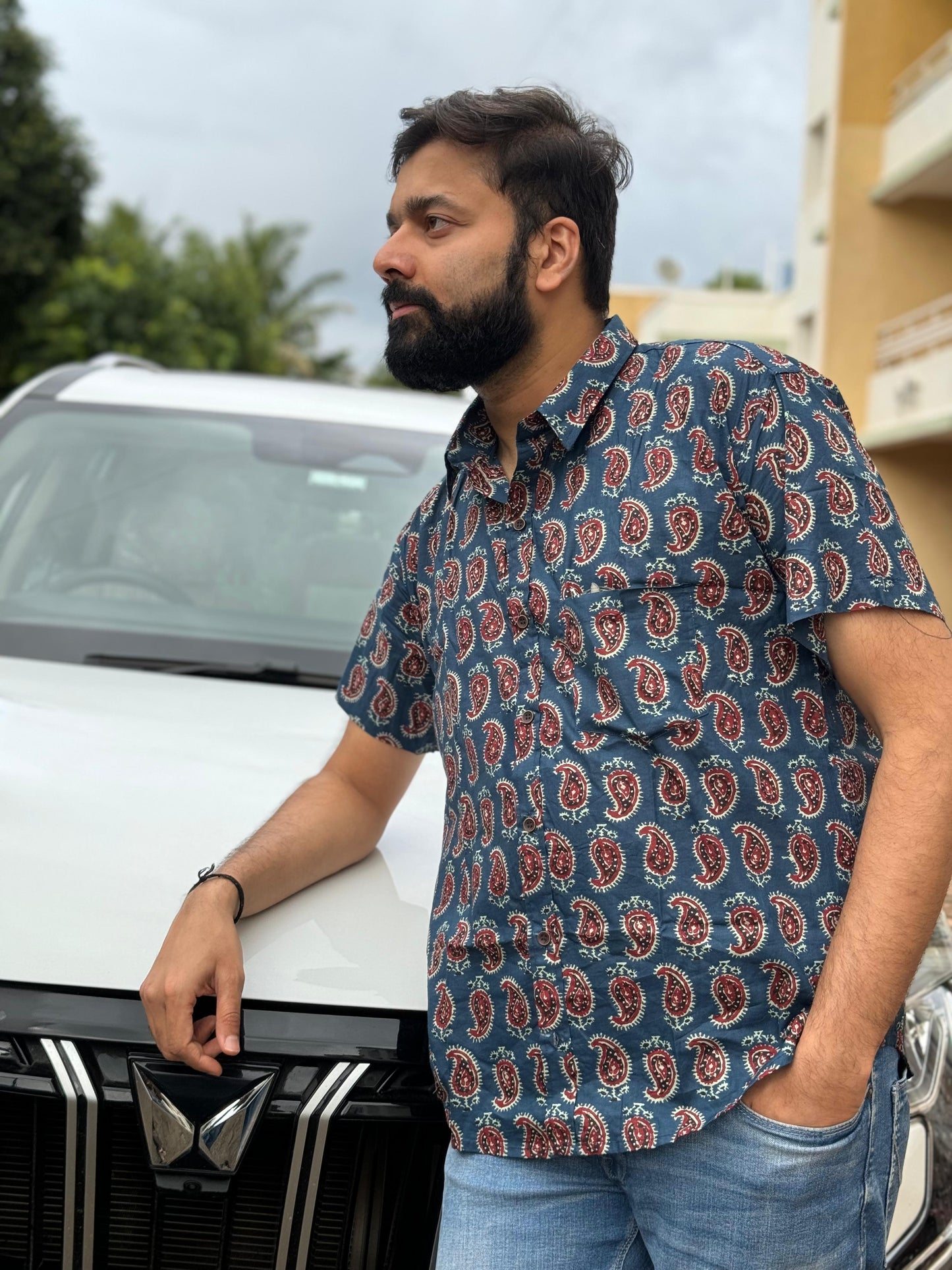 Mens half sleeves shirt