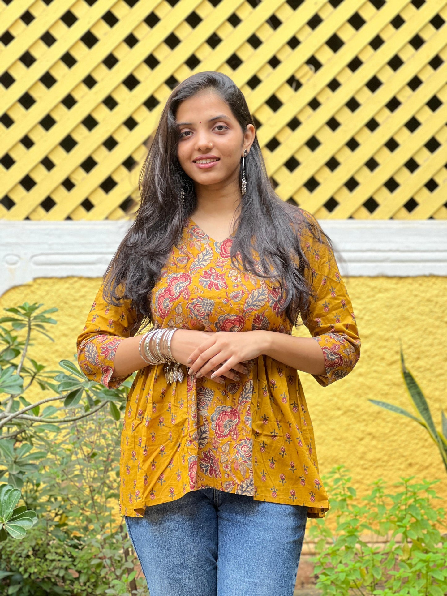 women's short top