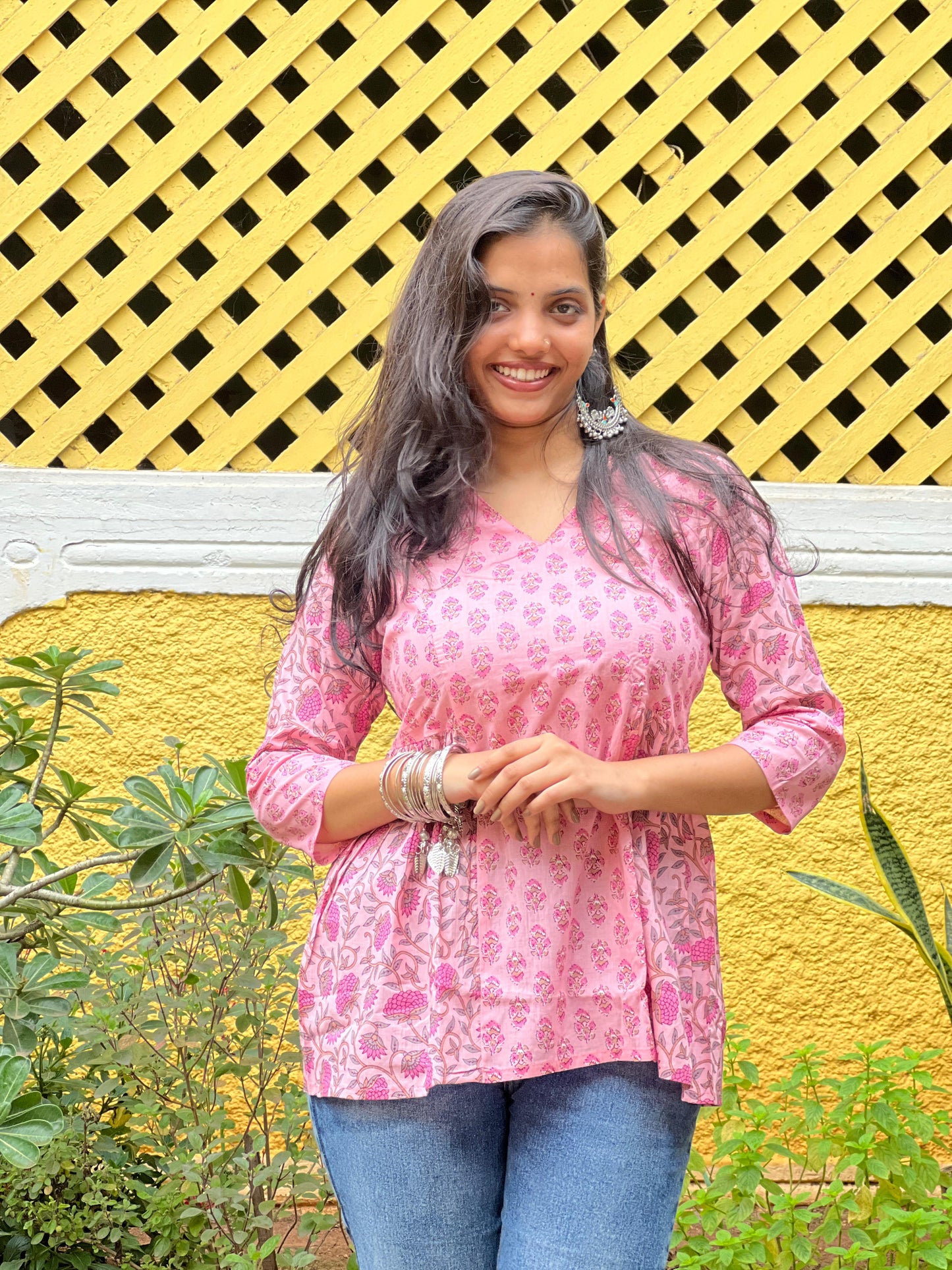 women's short top