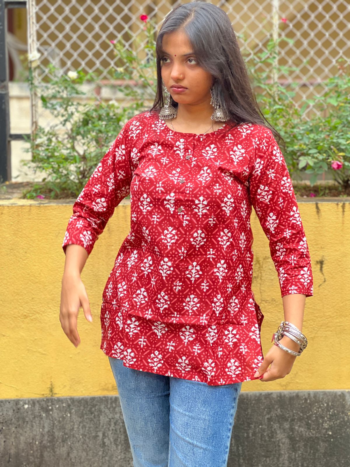 women's short top