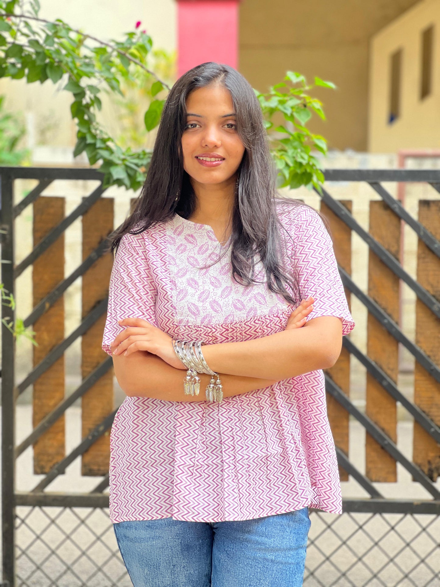 women's short top