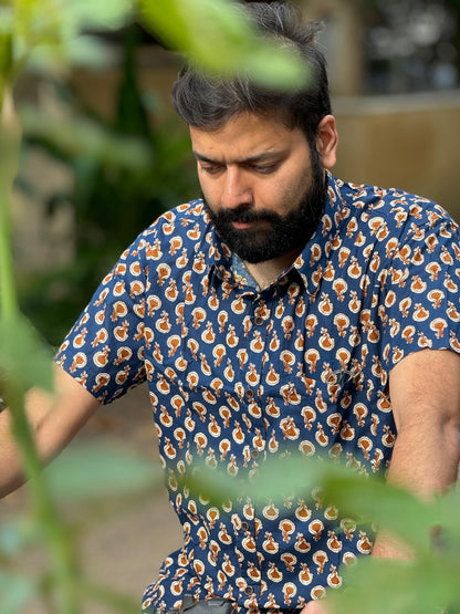Mens half sleeves shirt