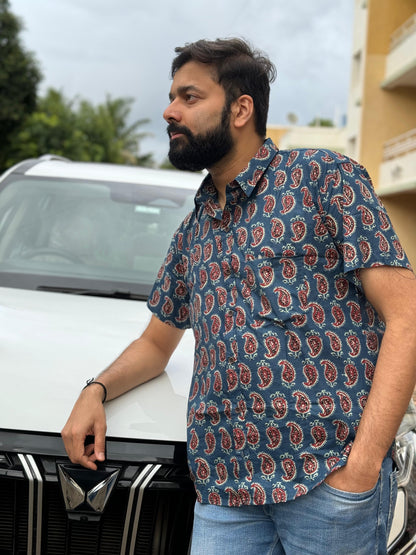 Mens half sleeves shirt