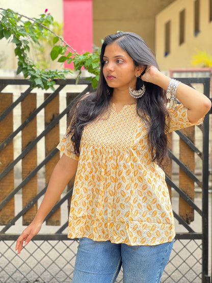women's short top