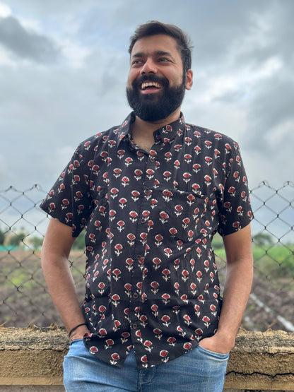 Mens half sleeves shirt